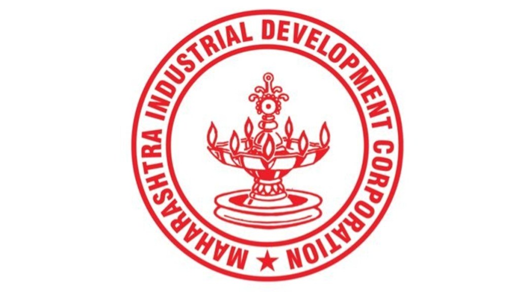 municipal corporation issued notices to 5000 establishments with unauthorized constructions in Chikhli Kudalwadi