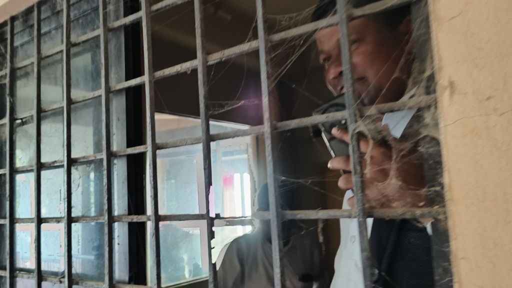 Credit institution depositors Locked up chairman and other officer Credit institution depositors Locked up chairman and other officer