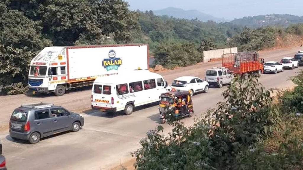 tourists suffer over traffic congestion on mumbai goa highway traffic tourists suffer over traffic congestion on mumbai goa highway traffic