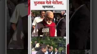 Chhagan Bhujbal met Sharad Pawar in Delhi and wished him a happy birthday