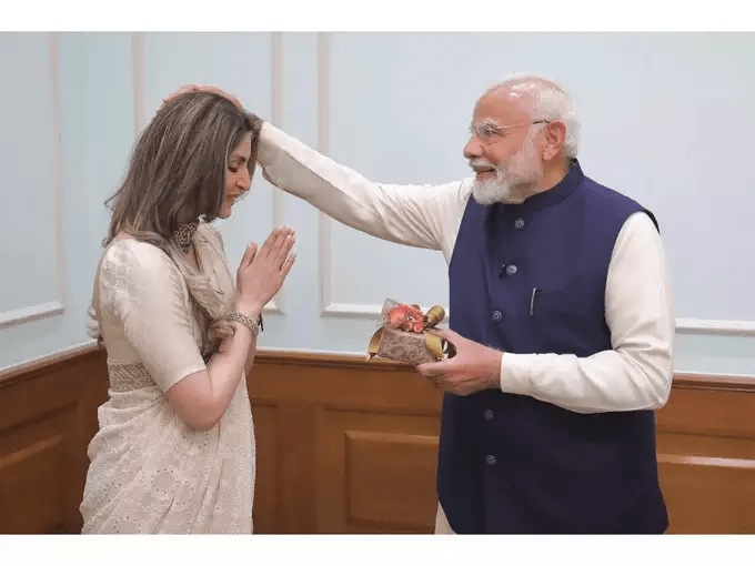 Kapoor Family Met Pm Narendra Modi 