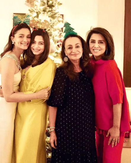 Ranbir Raha Deepika And Varun Dhawan Celebrate First Christmas With Kids