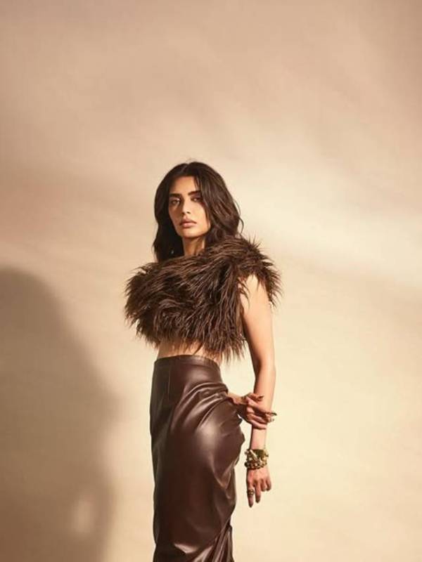 karishma tannas new photoshoot is quite different see the stunning look