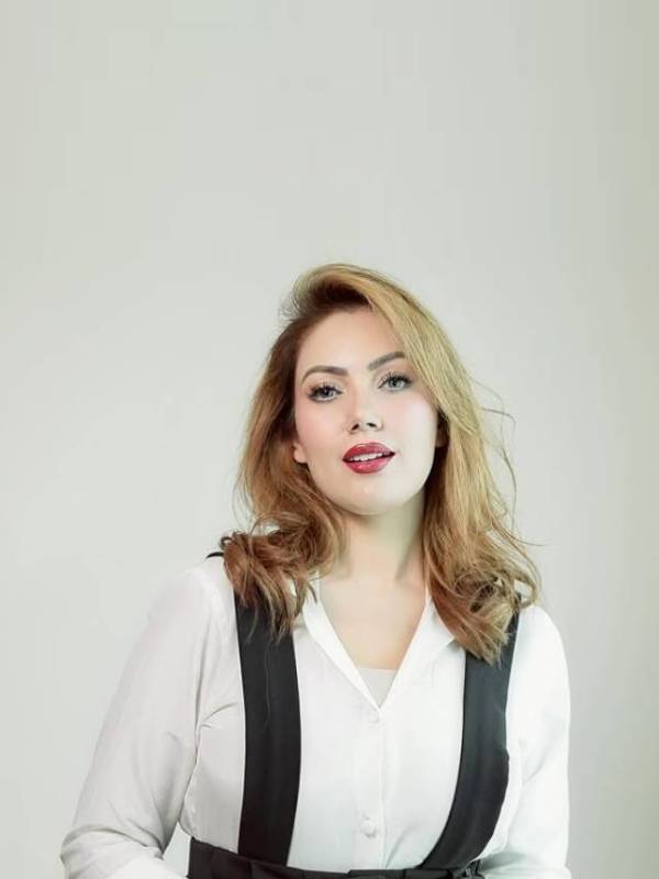 tmkoc fame babitaji munmun dutta bossy look