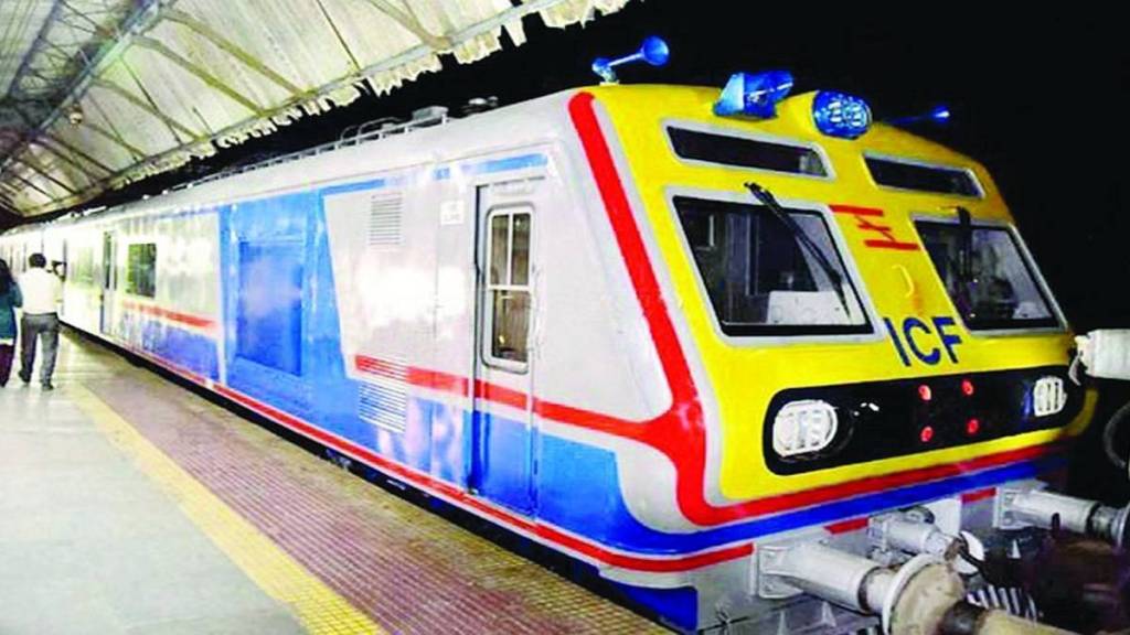 Western Railway has clarified that air conditioned local trains will continue to operate from Bhayandar railway station Western Railway has clarified that air conditioned local trains will continue to operate from Bhayandar railway station