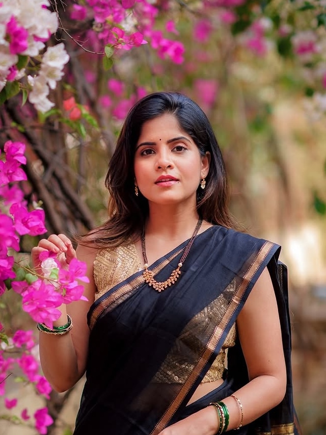 Amruta Deshmukh Black Saree Look