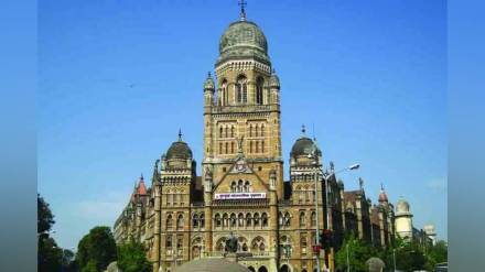 Mumbai Municipal Corporation sent notice to developer for careless demolition of building