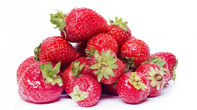 How To Identify Fresh Strawberries