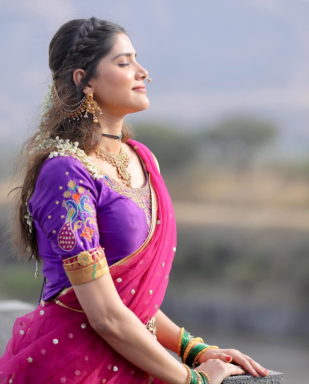 sayali patil yek number movie look photos