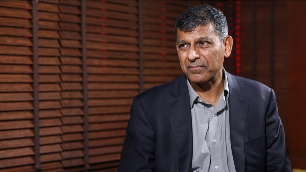raghuram rajan pm modi loksatta news