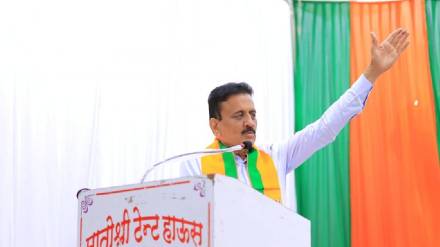 nashik BJP rebels girish mahajan