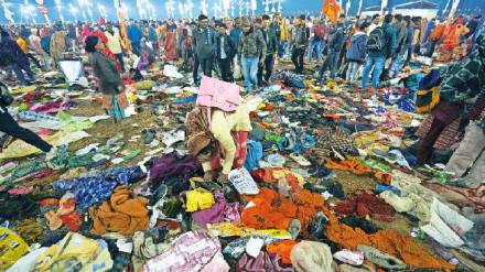 At least 30 killed in stampede at Mahakumbh At least 30 killed in stampede at Mahakumbh
