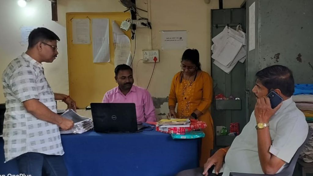 Farmers sat bara will now linked to Aadhaar to avoid fraud Farmers sat bara will now linked to Aadhaar to avoid fraud