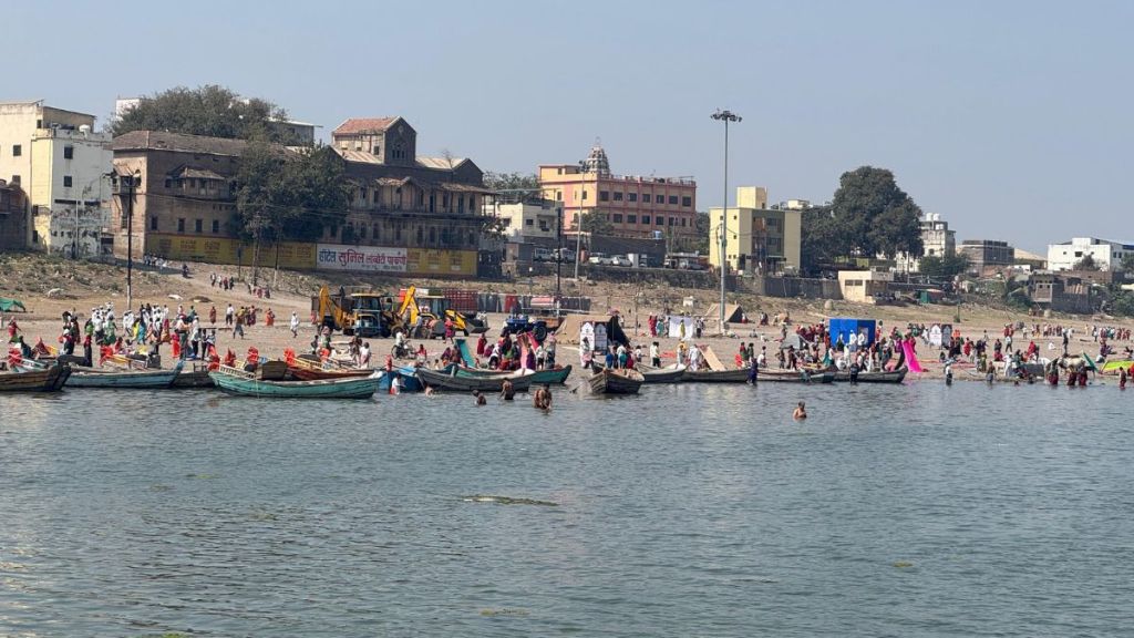 Solapur Pandharpur three women drowned in Chandrabhaga river