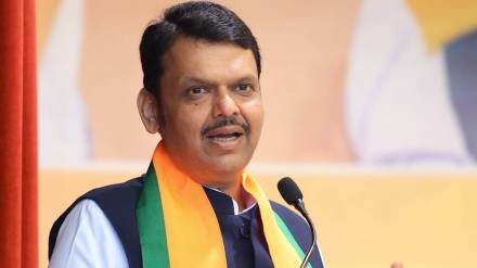 Devendra Fadnavis Statement on Ladki Bahin Yojana Devendra Fadnavis Statement on Ladki Bahin Yojana