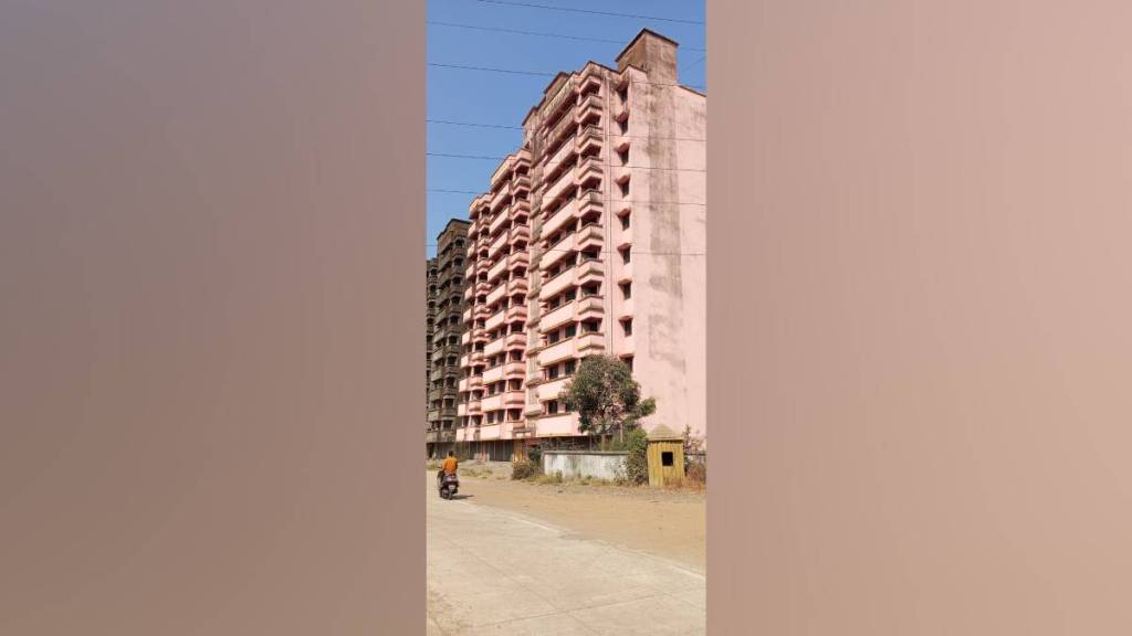 municipality issued possession letters for 60 houses in Khambalpada to Santwadi residents municipality issued possession letters for 60 houses in Khambalpada to Santwadi residents