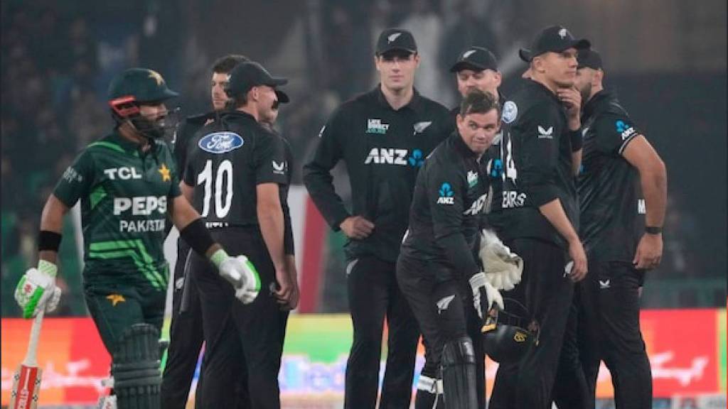 New Zealand beat Pakistan by 5 wickets to win the tri series 2025 New Zealand beat Pakistan by 5 wickets to win the tri series 2025