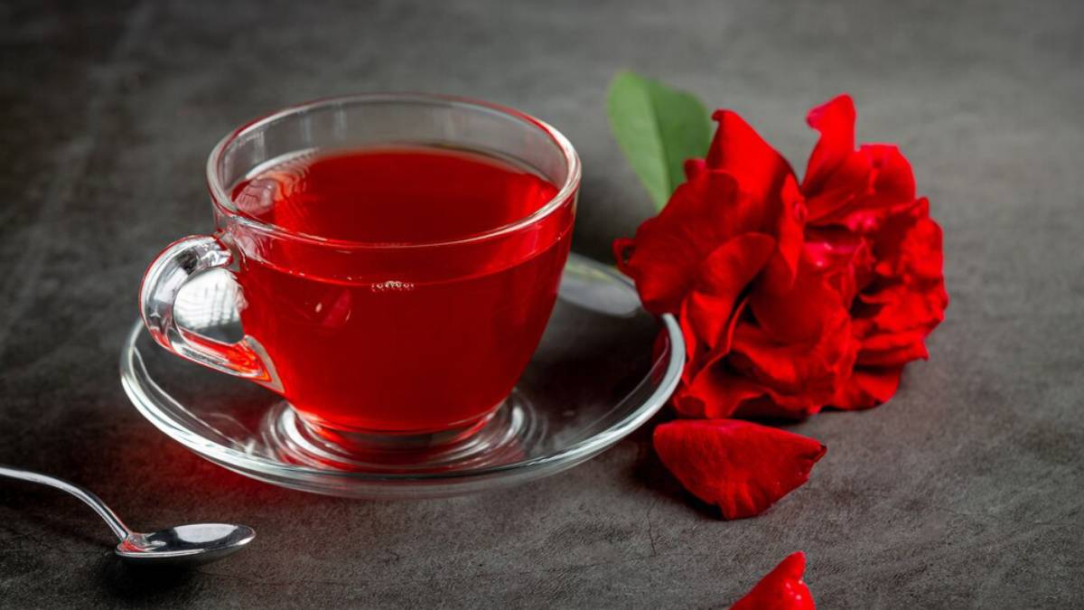 What Are the Surprising Health Benefits of Rose Tea You Must Know | रोज ...