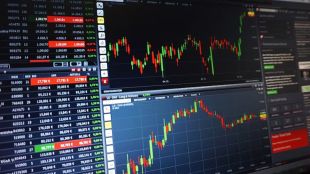 Stock Market Rises Amid Import Duty Uncertainty Nifty Remains Unsteady