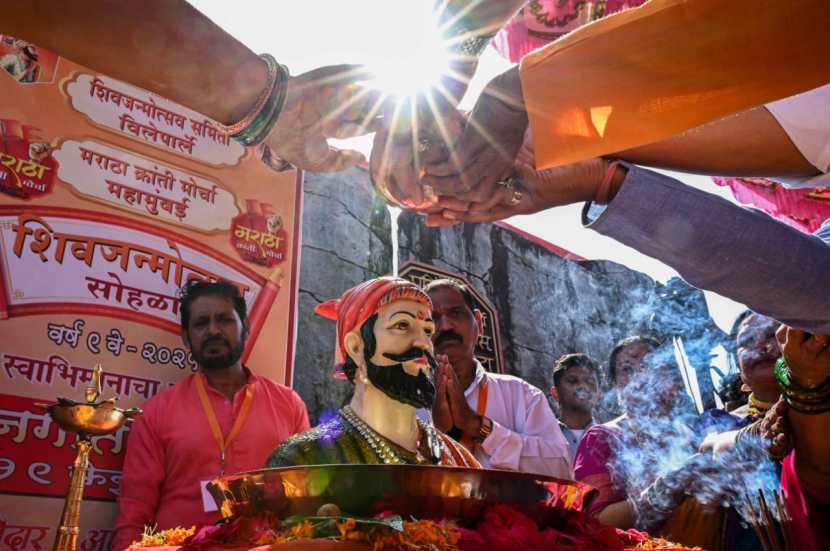 दरम्यान ही सर्व छायाचित्रं पुणे आणि मुंबई शहरातील आहेत. (Express Photo: Sankhadeep Banerjee)