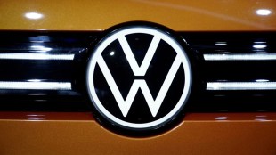 Volkswagen High Court news in marathi
