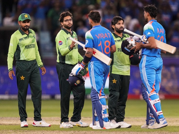 Pakistanis on Virat Kohli