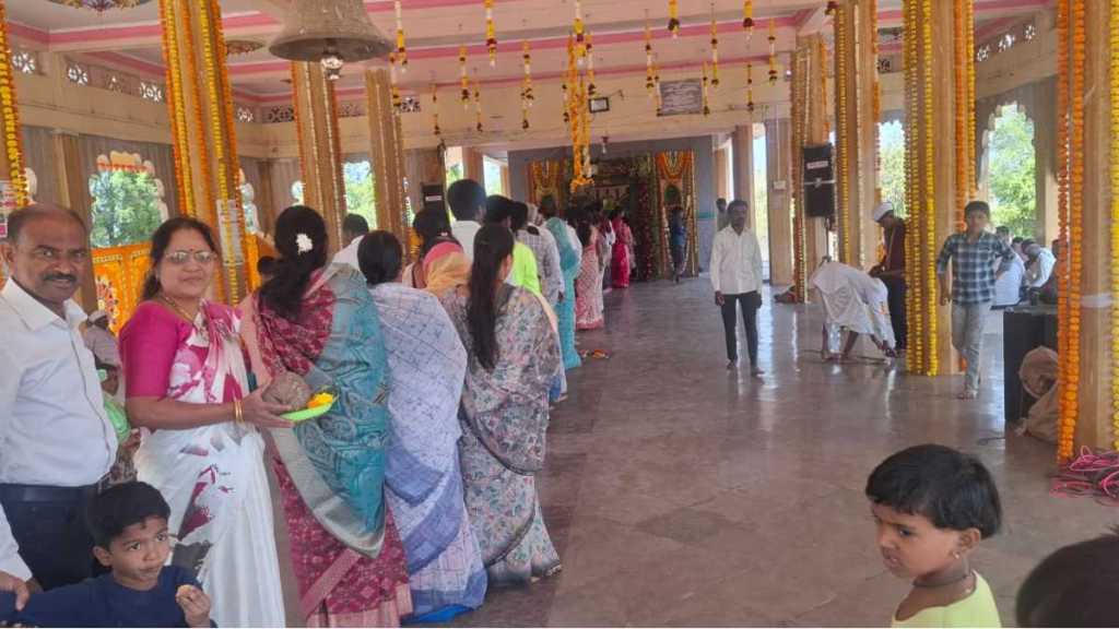 Palasnath Temple Shiva devotees news in marathi Palasnath Temple Shiva devotees news in marathi