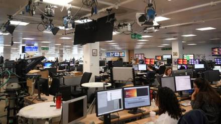 Services sector hit by slowdown, PMI hits two-year low Services sector hit by slowdown, PMI hits two-year low