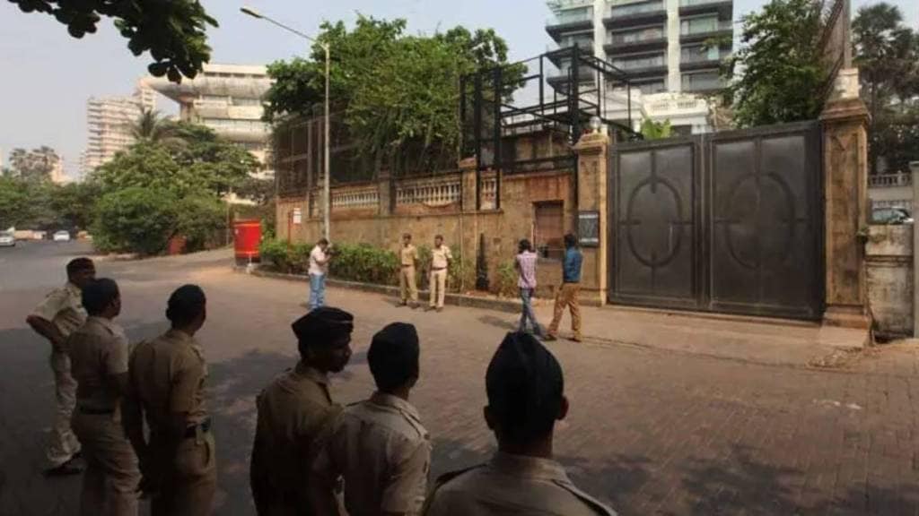 shahrukh mannat