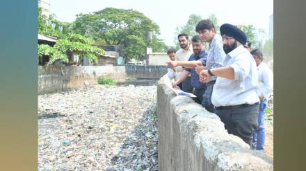 Additional Commissioner Abhijit Bangar directs to install nets on the banks of drains to prevent floating waste Mumbai