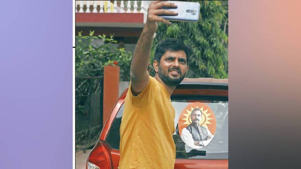 Loksatta Entertainment Director Harshal Nalawade Follower Movie review