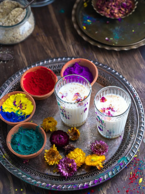 Make These Sweet Recipe On Holi 2025
