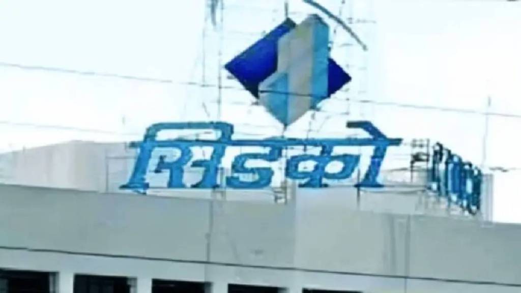 नवी मुंबई आंतरराष्ट्रीय विमानतळाच्या टर्मिनलपर्यंत प्रवाशांना थेट पोहचता यावे यासाठी सिडको महामंडळ दळणवळणाची सुविधा उभारत आहे.(file photo)
