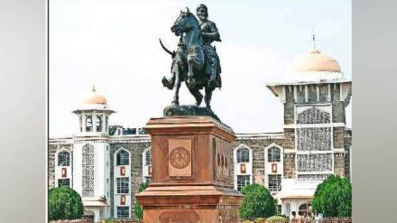 Kolhapur , Shivaji University kolhapur loksmriti hostel receives donation from brother sister
