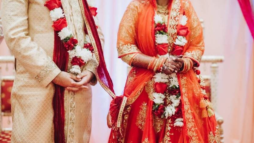 Marriage age gap between bride and groom