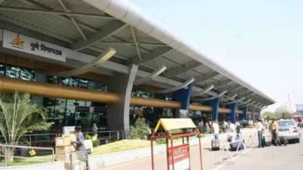 Pune, congestion , airport , loksatta news,
