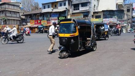 nashik due to rickshaw drivers indiscipline political parties in city taken action against them