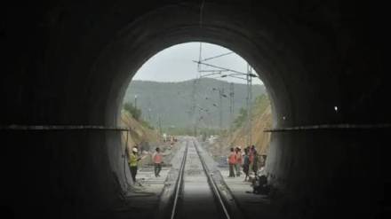 169 meter tunnel near kundevhal village on Vaitarna jnpt route is completed