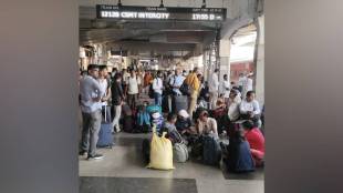 Pune railway station, Passengers , infrastructure ,