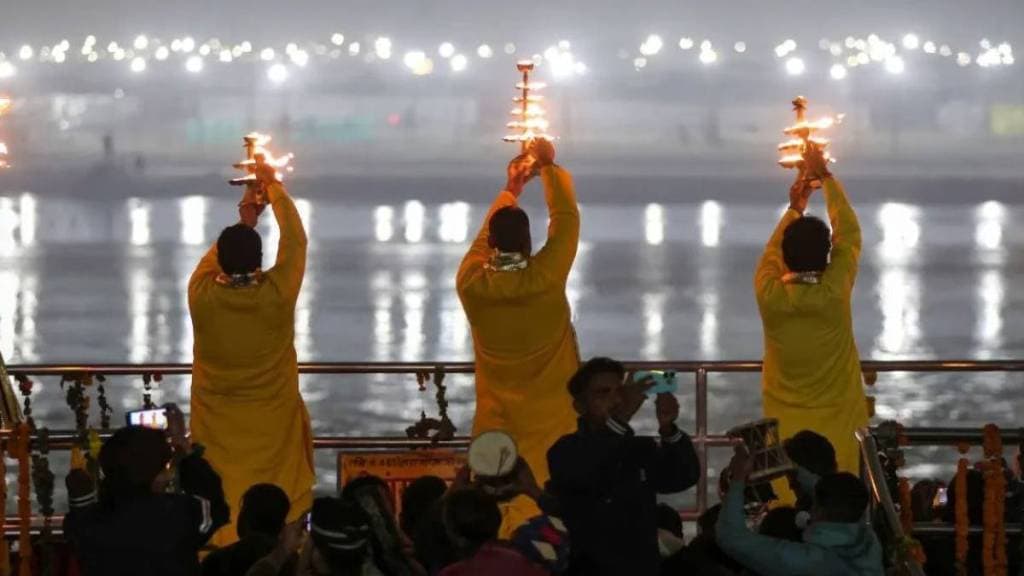 today friday ganga maha aarti organized for first time this year at Punyashloka ahilyadevi ghat on upvan lake thane today friday ganga maha aarti organized for first time this year at Punyashloka ahilyadevi ghat on upvan lake thane