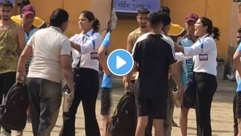 Ticket checking staff caught travellers without tickets at kariroad railway station video