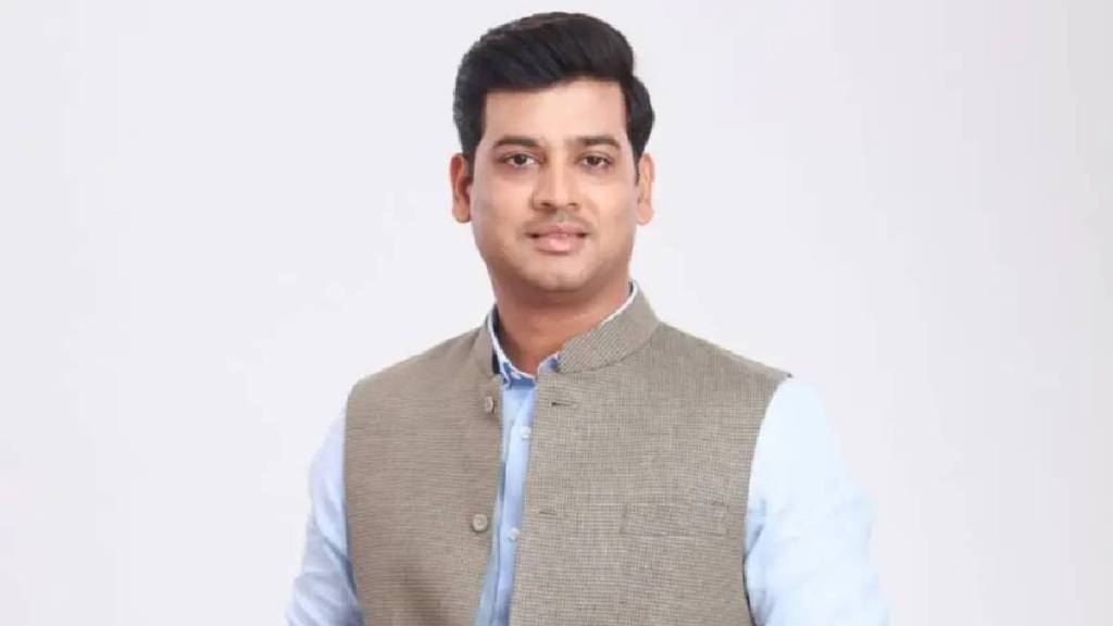 shrikant shinde directed municipal administration for preparing detailed plan for small theater on reserved Kharegaon land shrikant shinde directed municipal administration for preparing detailed plan for small theater on reserved Kharegaon land