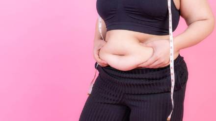 Want A Flat Stomach? Avoid These 6 Foods After 6 PM, Says Nutritionist belly fat diet plan