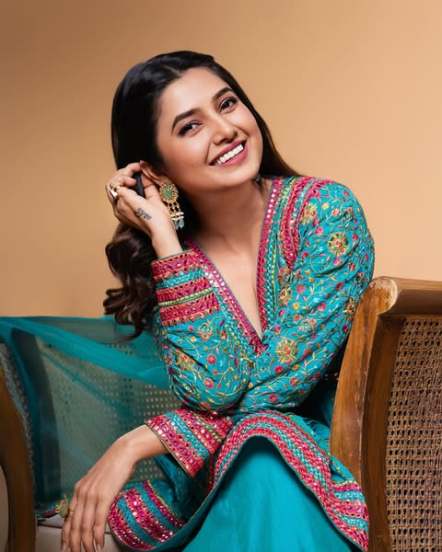marathi actress prajakta mali Dream Hero