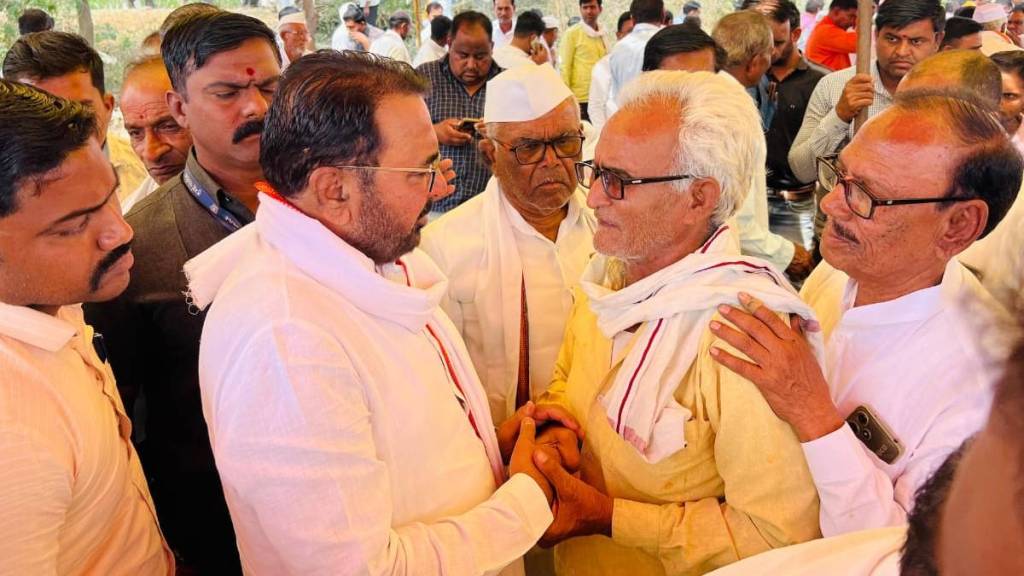 Union Minister of State Prataprao Jadhav statement regarding farmer Kailash Nagare Union Minister of State Prataprao Jadhav statement regarding farmer Kailash Nagare