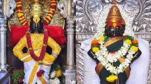 raju shetty satej Patil and Praniti shinde prayed to Vitthal for farmers loan relief and shaktipith highway