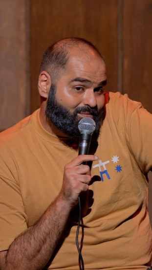 Kunal kamra education, property and career