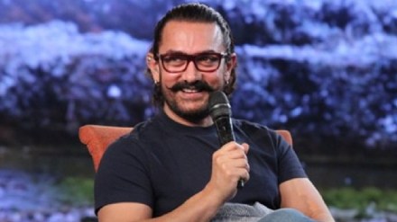 aamir khan started his own youtube channel and he shared video on social media