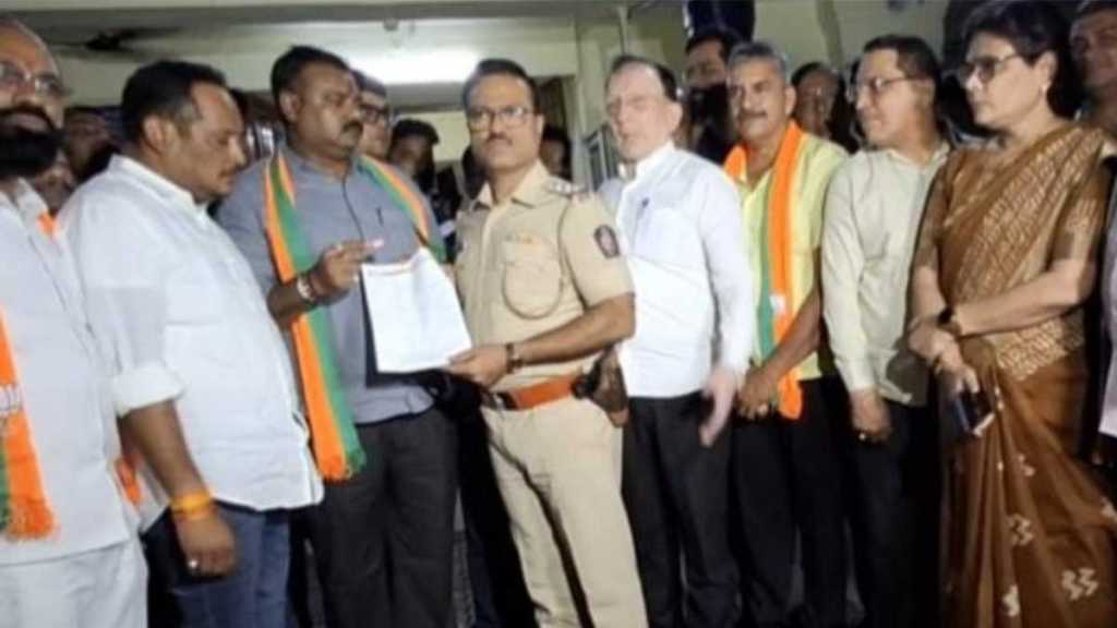 Nagpur BJP complaint Congress against congress chief spokesperson news in marathi Nagpur BJP complaint Congress against congress chief spokesperson news in marathi