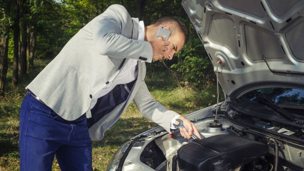 car care tips | Car Summer Care Tips | Car Summer Tips | car engine overheating tips | car engine calling tips | car service tips for summer | car maintenance service tips